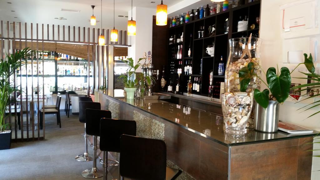 Hotel Embarcadero De Calahonda De Granada Ngoại thất bức ảnh
